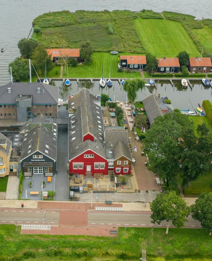 Landzicht Vakantiehuis Aan De Fluessen Elahuizen エクステリア 写真