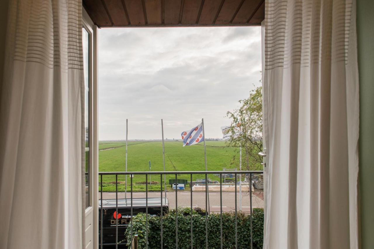 Landzicht Vakantiehuis Aan De Fluessen Elahuizen エクステリア 写真